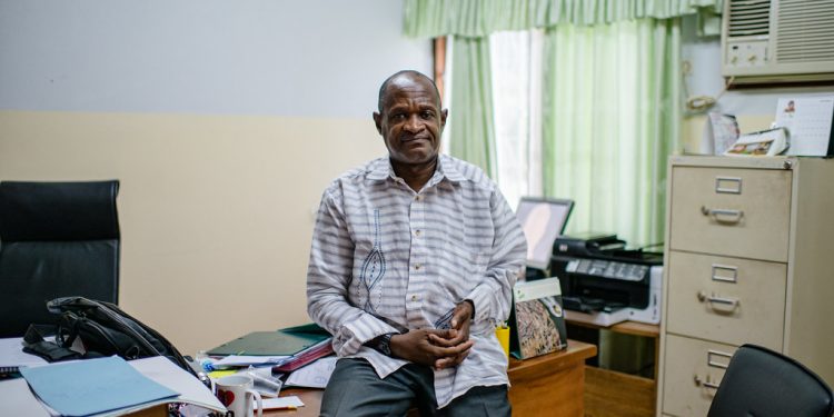 Le Dr. Richard Eba’a Atyi, Richard Eba’a Atyi, responsable de l’Afrique centrale au Centre de recherche forestière internationale.